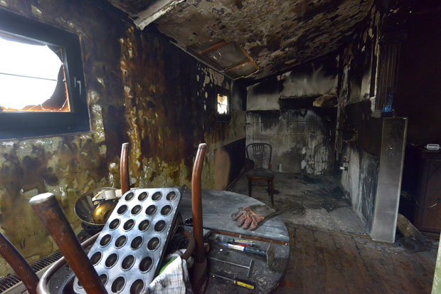 Кућа изгорела без ватре!